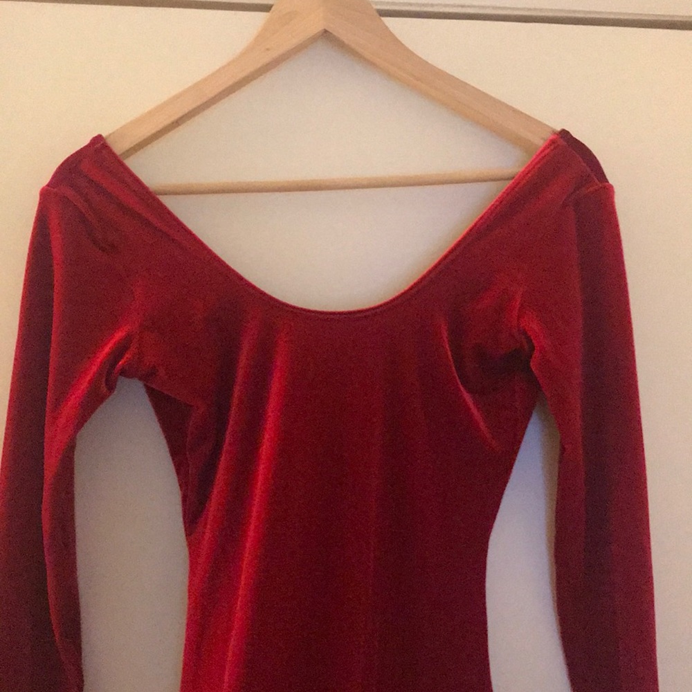 Deep Red Velvet Dress Size S - Picture 2 of 5